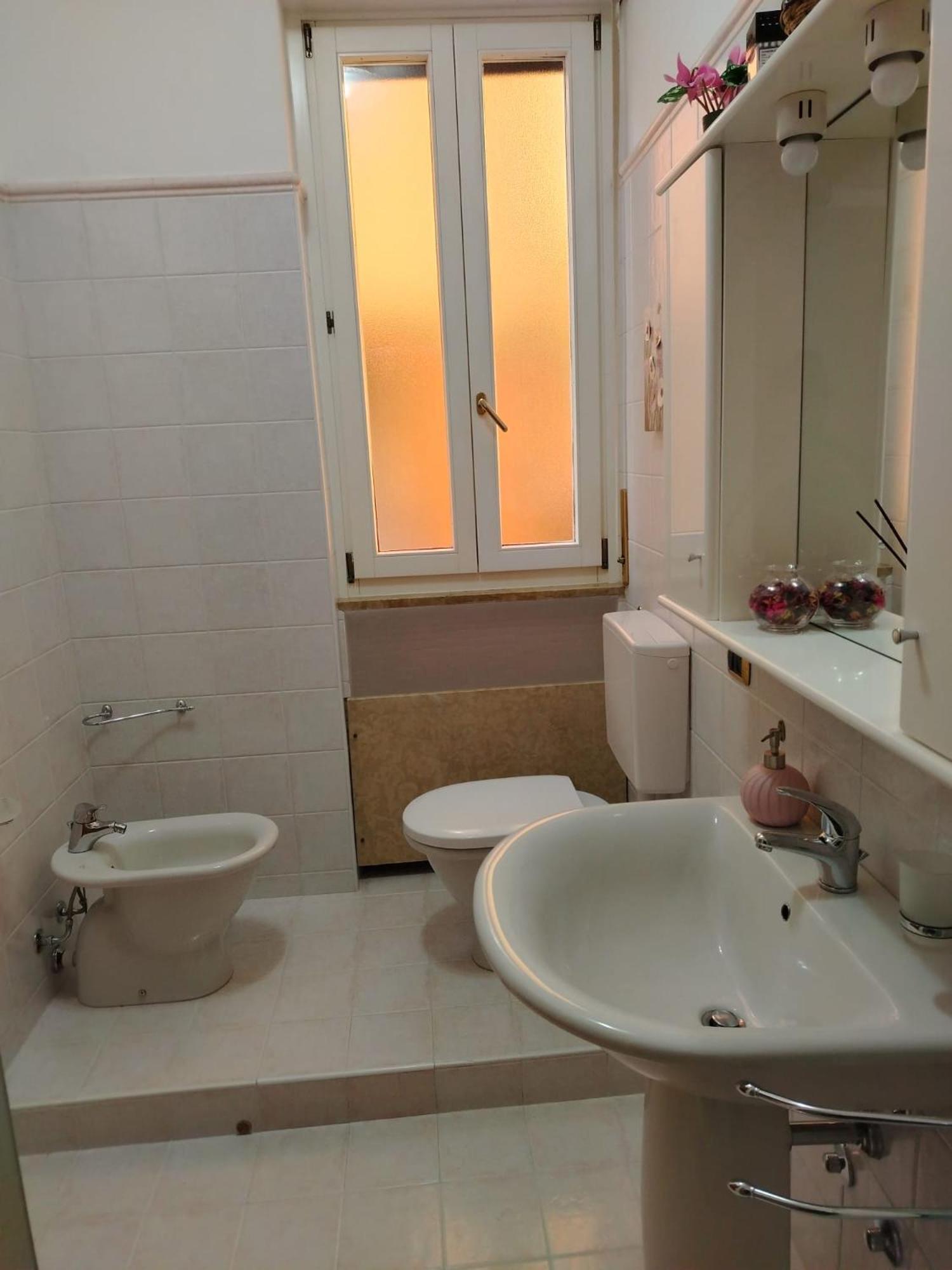 B&B Califano- 2 Leoni Verona Eksteriør billede