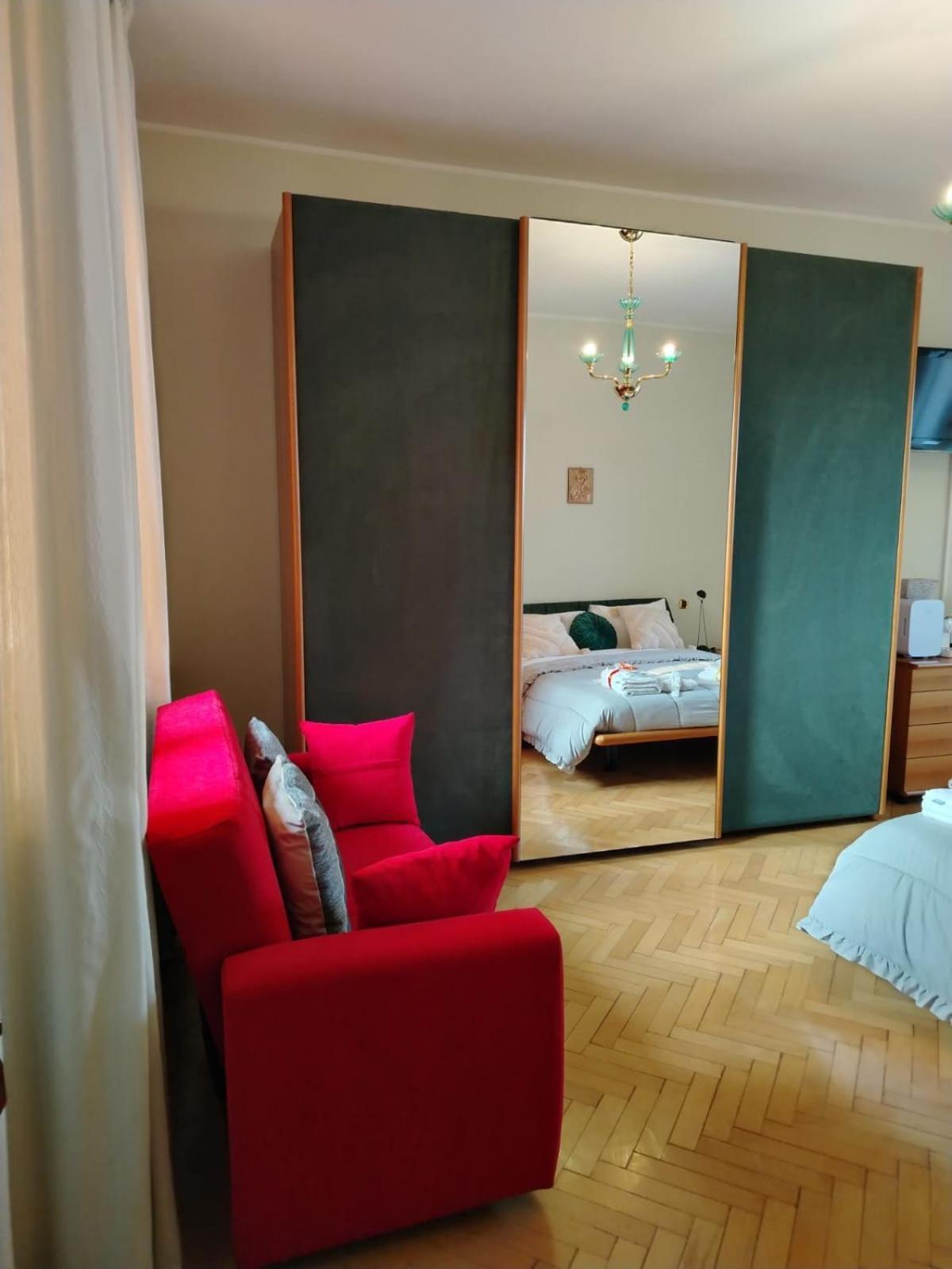 B&B Califano- 2 Leoni Verona Eksteriør billede